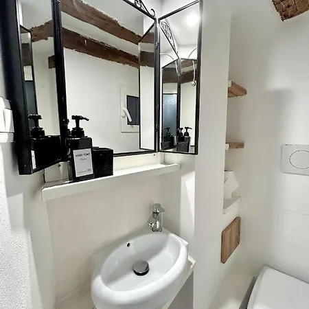 Zar - 2 Apartment *