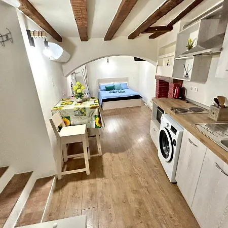Zar - 2 Apartment